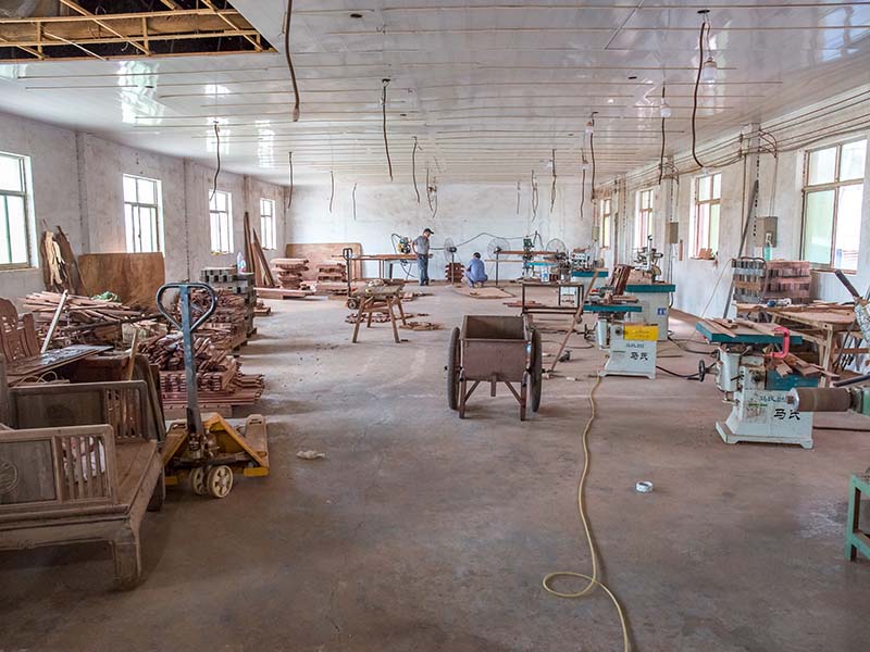 延安楼梯地板柜门的油漆修复-14