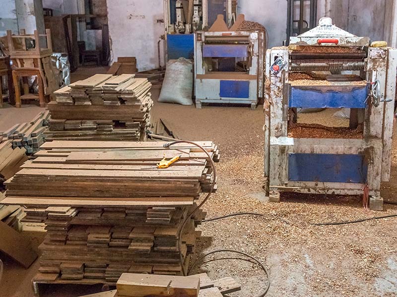 延安柜门油漆修复报价